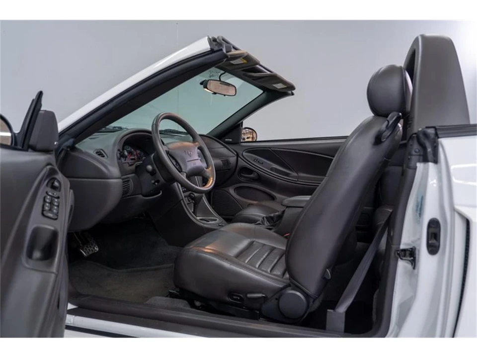 2004 Ford SN95 Mustang - Image 21 of 31