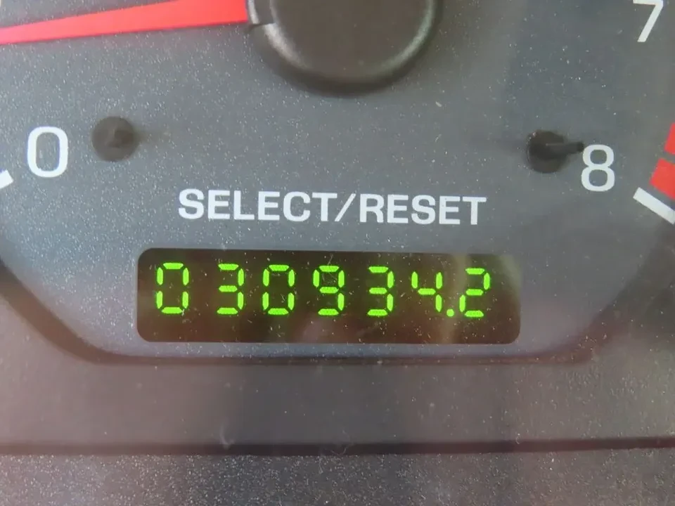 2004 Ford SN95 Mustang - Image 9 of 20