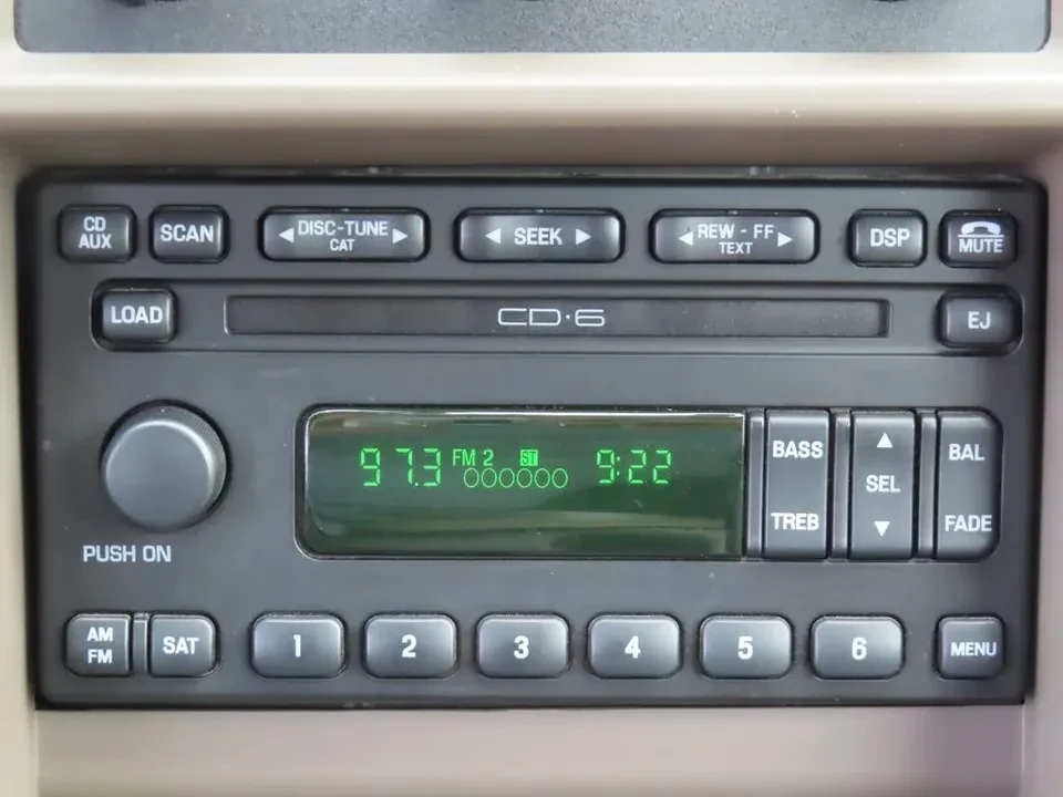 2004 Ford SN95 Mustang - Image 17 of 20
