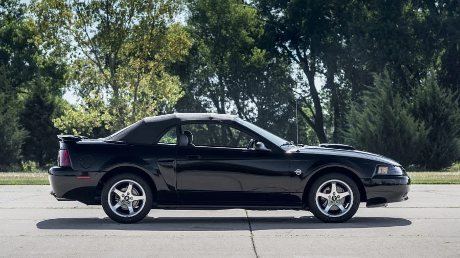 2004 Ford SN95 Mustang - Image 8 of 12