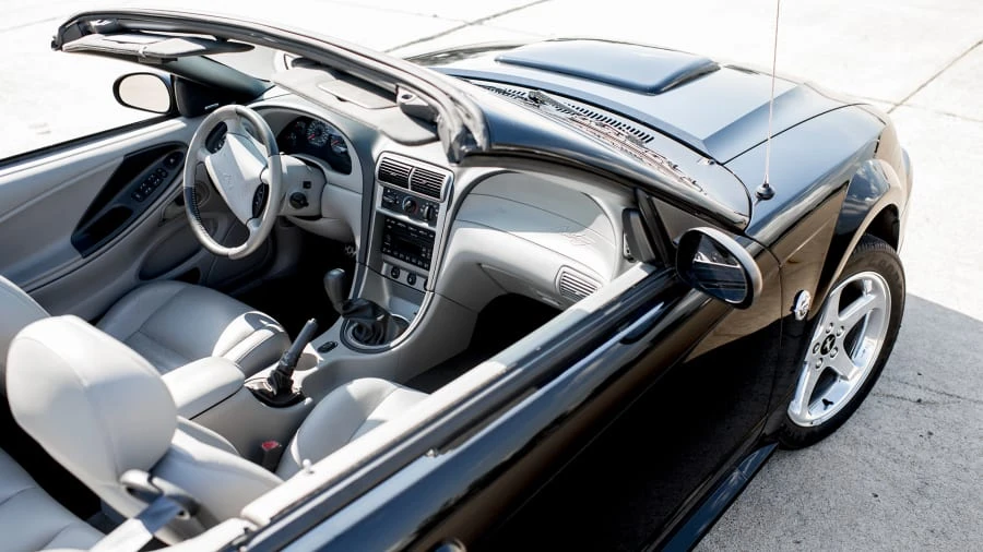 2004 Ford SN95 Mustang - Image 11 of 12