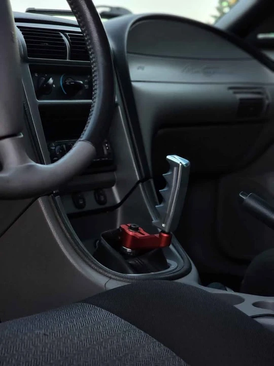 2004 Ford SN95 Mustang - Image 7 of 14