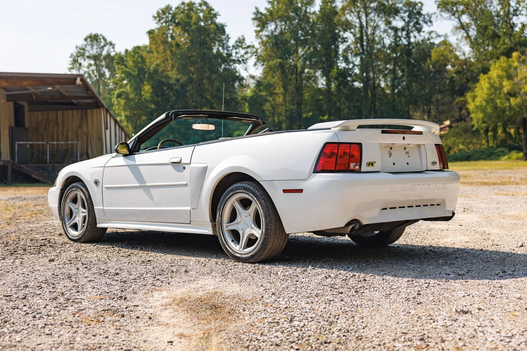 2004 Ford SN95 Mustang - Image 9 of 31