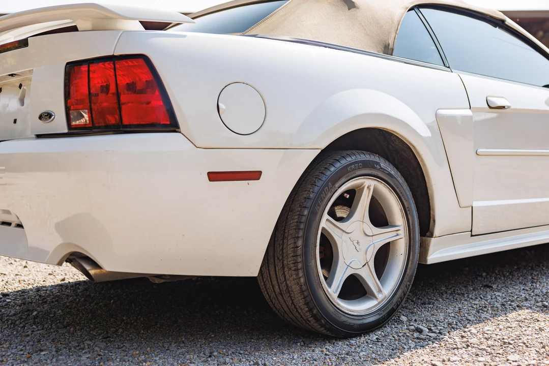 2004 Ford SN95 Mustang - Image 27 of 31