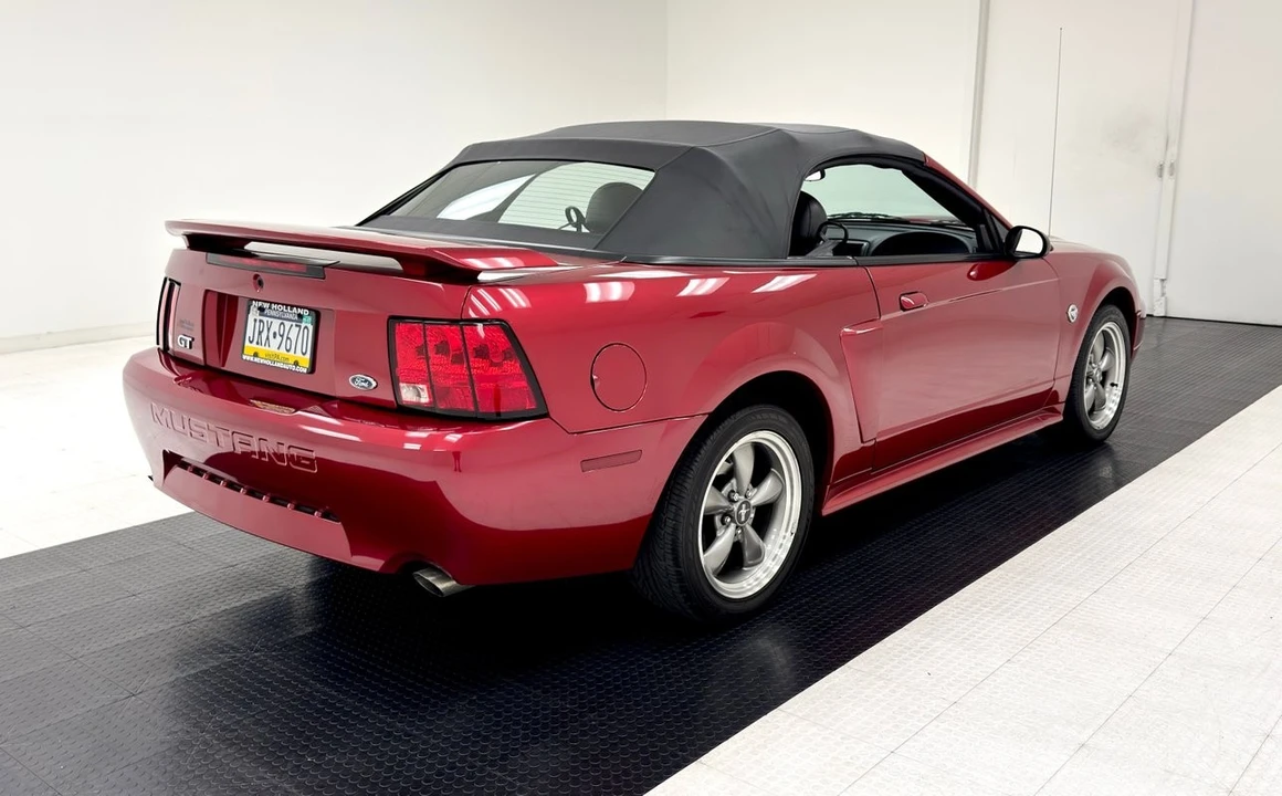 2004 Ford SN95 Mustang - Image 8 of 12