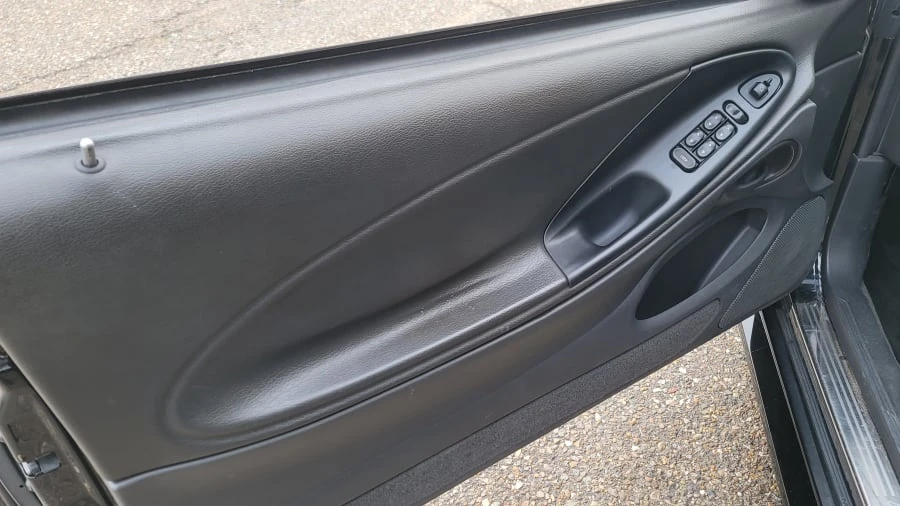 2004 Ford SN95 Mustang - Image 15 of 23