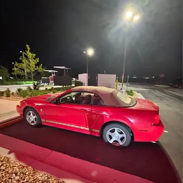 2004 Ford Mustang GT Convertible