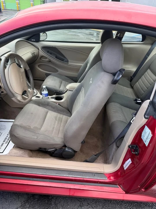 2004 Ford SN95 Mustang - Image 9 of 10