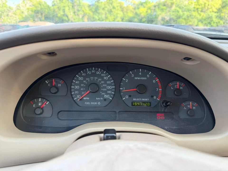 2004 Ford SN95 Mustang - Image 14 of 20