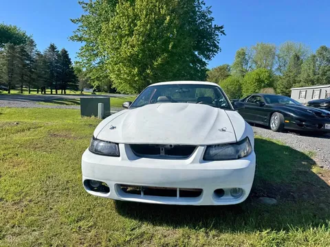 2004 Ford Mustang GT Coupe