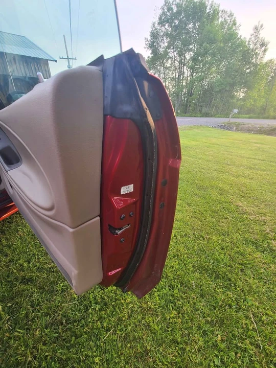 2004 Ford SN95 Mustang - Image 8 of 12