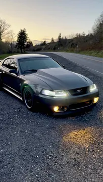 2004 Ford Mustang GT Coupe 2D
