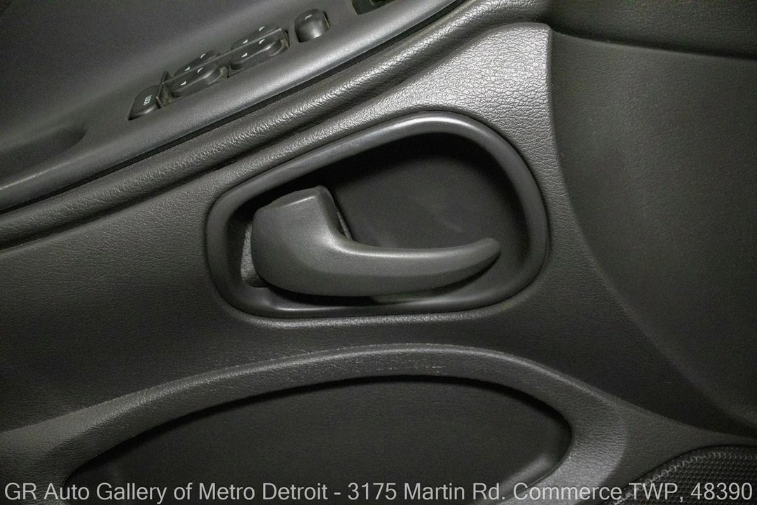 2004 Ford SN95 Mustang - Image 17 of 31