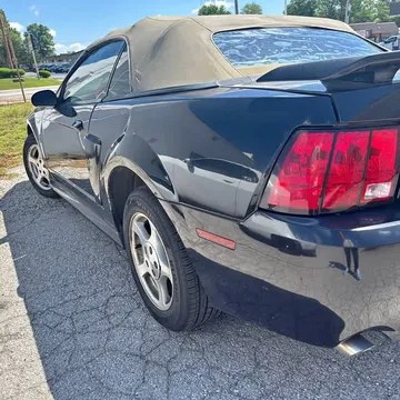 2004 Ford Mustang GT Deluxe Convertible