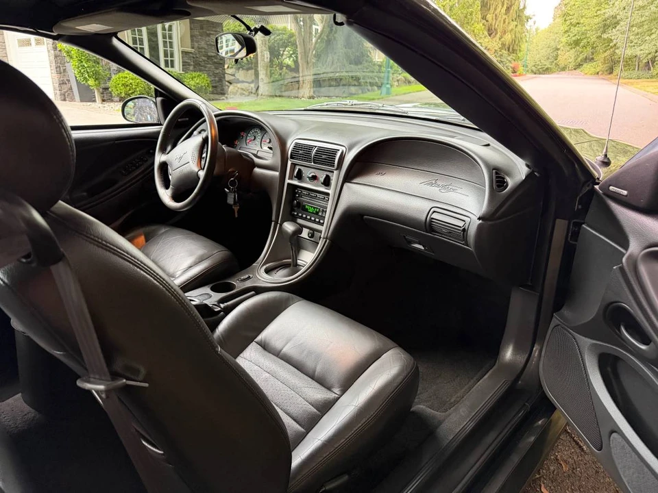 2004 Ford SN95 Mustang - Image 15 of 20