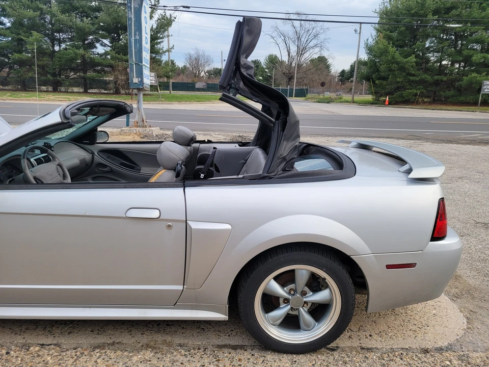 2004 Ford SN95 Mustang - Image 22 of 31