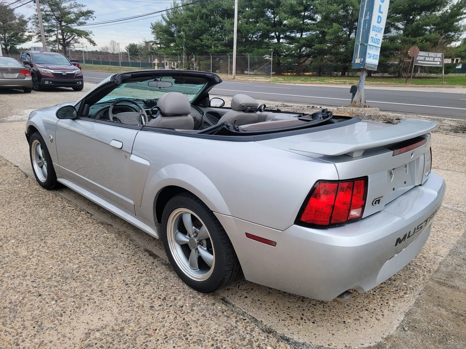 2004 Ford SN95 Mustang - Image 3 of 31