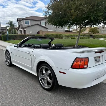2004 Ford Mustang LX Convertible