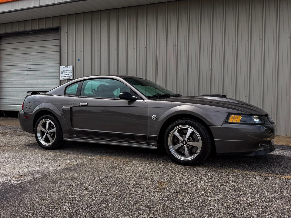 2004 Ford SN95 Mustang - Image 11 of 31