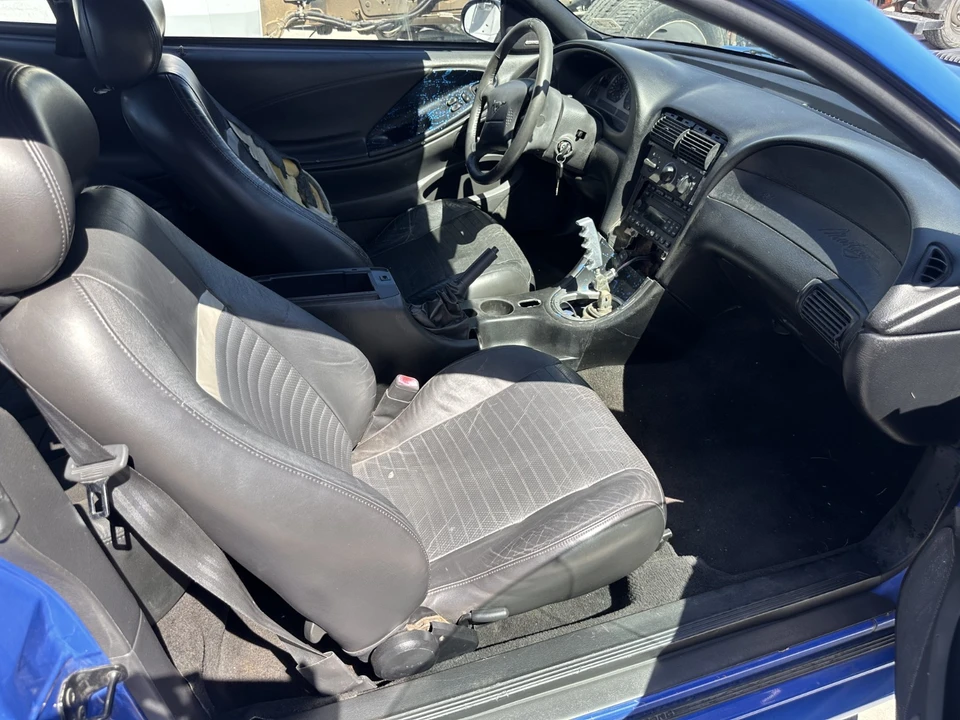 2004 Ford SN95 Mustang - Image 14 of 29