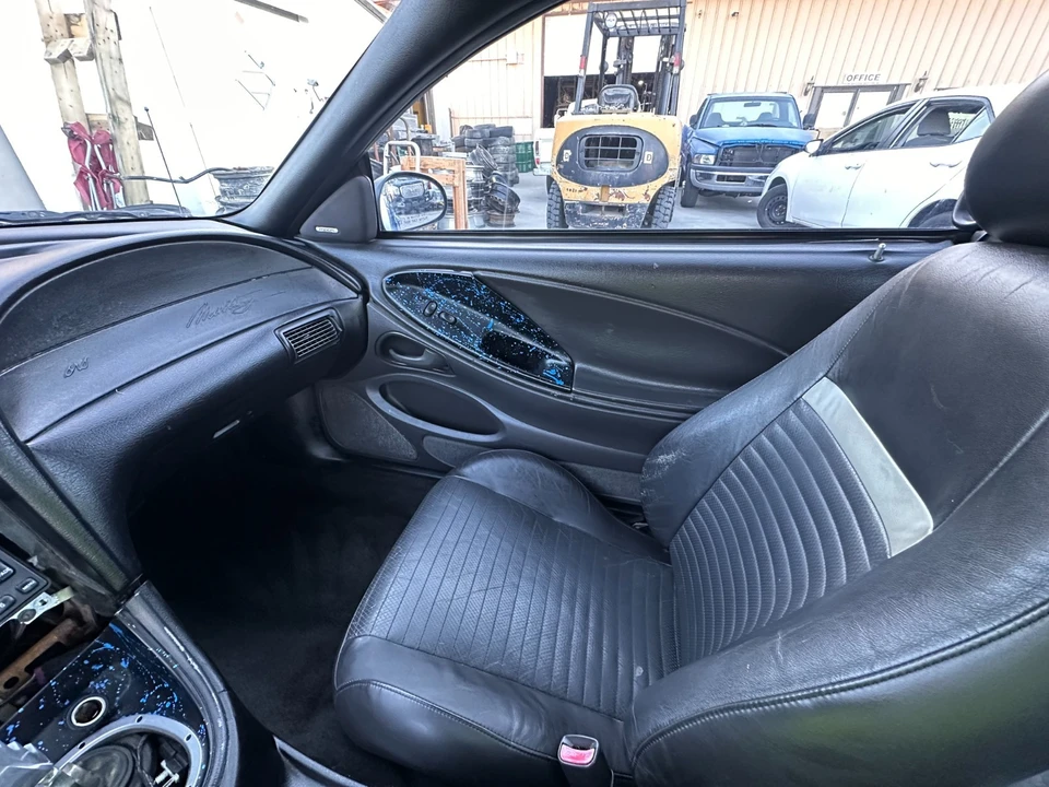 2004 Ford SN95 Mustang - Image 11 of 19
