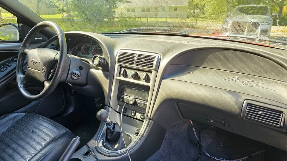 2004 Ford SN95 Mustang - Image 10 of 14