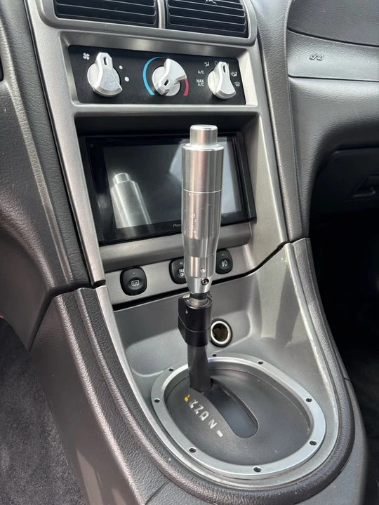 2004 Ford SN95 Mustang - Image 16 of 18