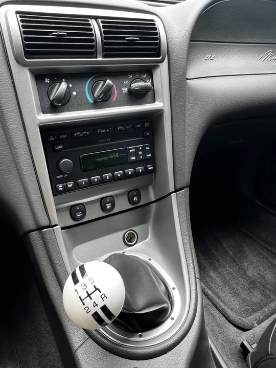 2004 Ford SN95 Mustang - Image 8 of 10