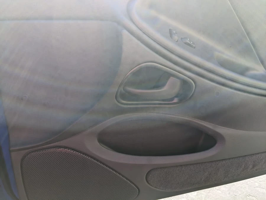 2004 Ford SN95 Mustang - Image 18 of 31
