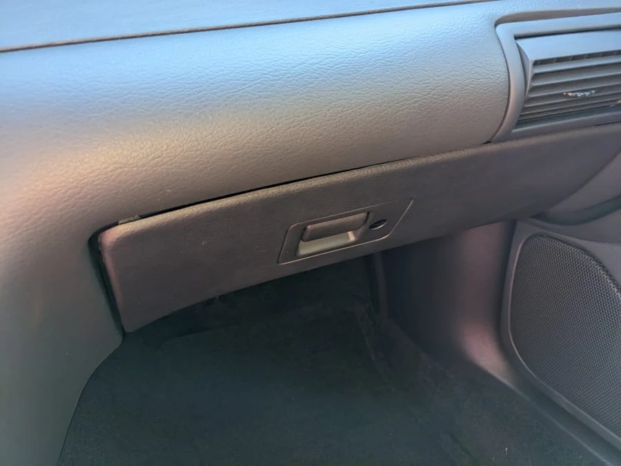2004 Ford SN95 Mustang - Image 18 of 31