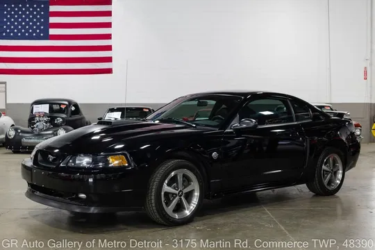 2004 Ford Mustang Mach 1