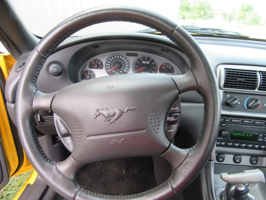 2004 Ford SN95 Mustang - Image 3 of 10
