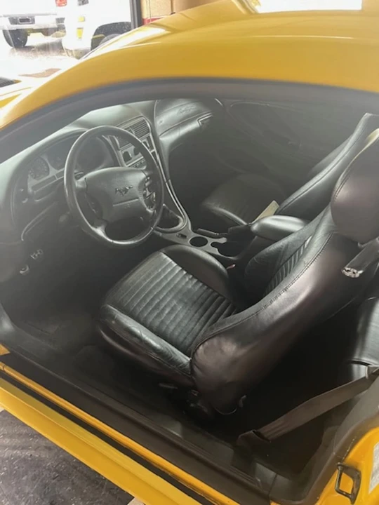 2004 Ford SN95 Mustang - Image 3 of 3