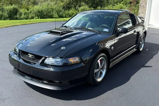 2004 Ford Mustang Mach 1