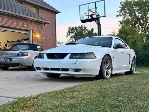 2004 Ford Mustang Mach 1 Coupe