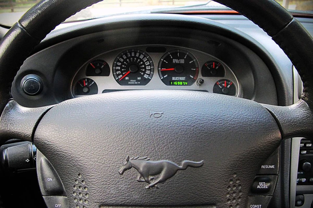 2004 Ford SN95 Mustang - Image 9 of 9