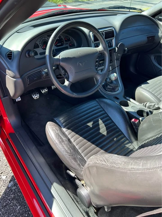 2004 Ford SN95 Mustang - Image 11 of 14