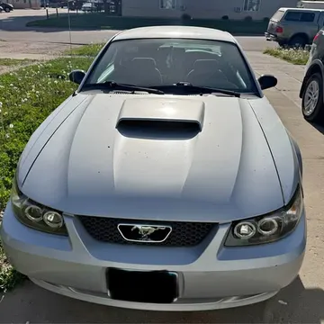 2004 Ford Mustang