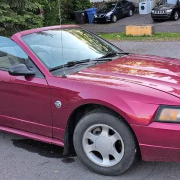 2004 Ford Mustang