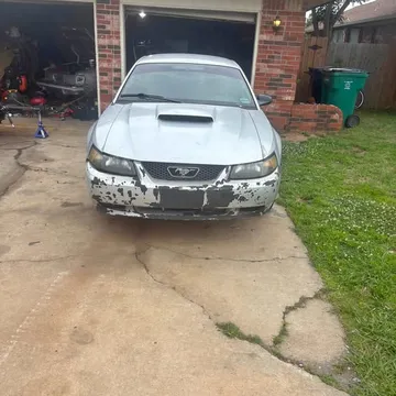 2004 Ford Mustang