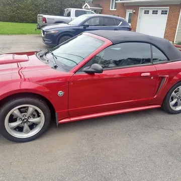 2004 Ford Mustang