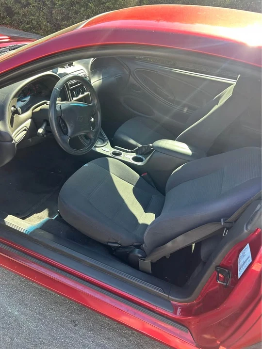 2004 Ford SN95 Mustang - Image 7 of 9