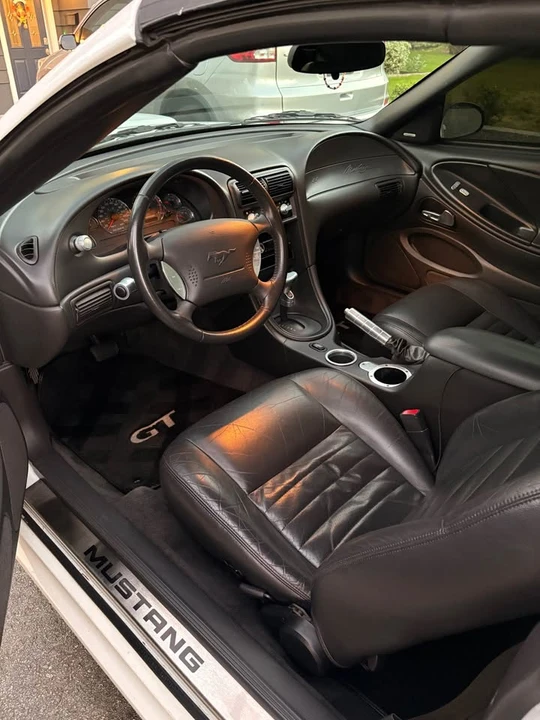 2004 Ford SN95 Mustang - Image 5 of 7
