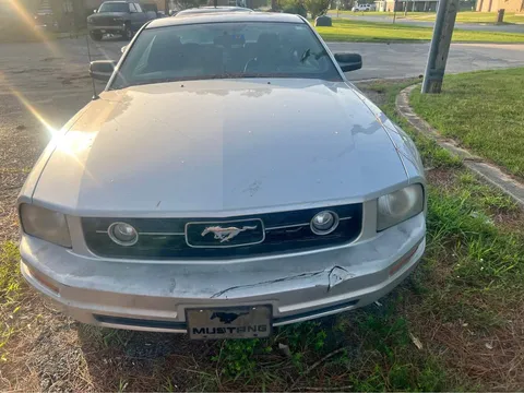 2004 Ford Mustang