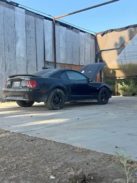 2004 Ford Mustang