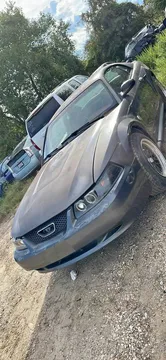 2004 Ford Mustang