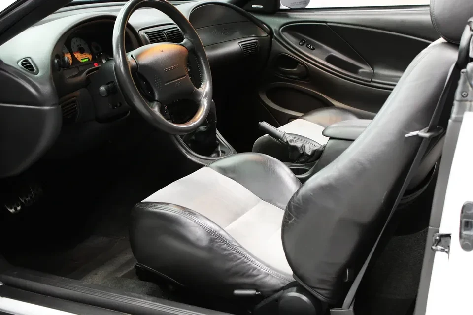 2004 Ford SN95 Mustang - Image 12 of 20