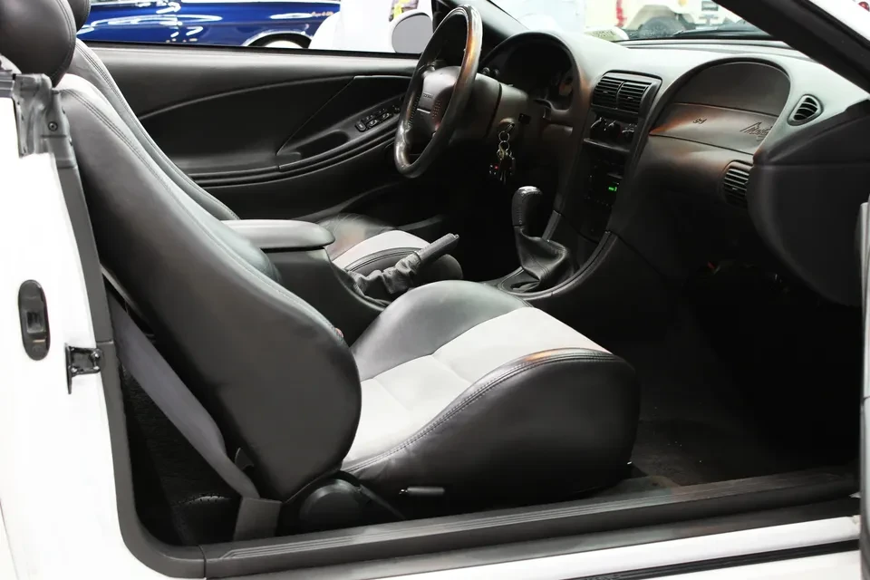 2004 Ford SN95 Mustang - Image 14 of 20