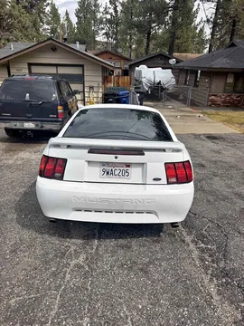 2004 Ford Mustang