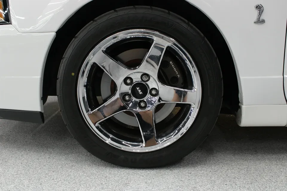 2004 Ford SN95 Mustang - Image 11 of 20